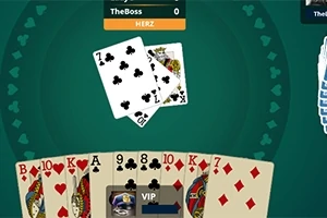 Τράπουλα καρτών με ανοιχτά τραπουλόχαρτα σε πράσινο φόντο σε ψηφιακή μορφή